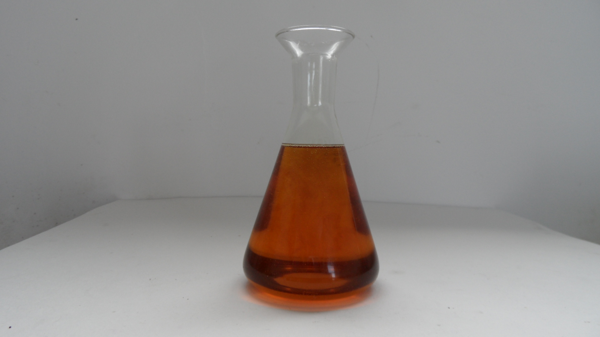 機(jī)械油是一種通用潤滑油 機(jī)械油是一種通用潤滑油